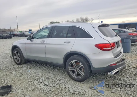 2018 Mercedes-Benz Glc 300 4Matic z USA, uszkodzony, nr VIN WDC0G4KB4JV068236